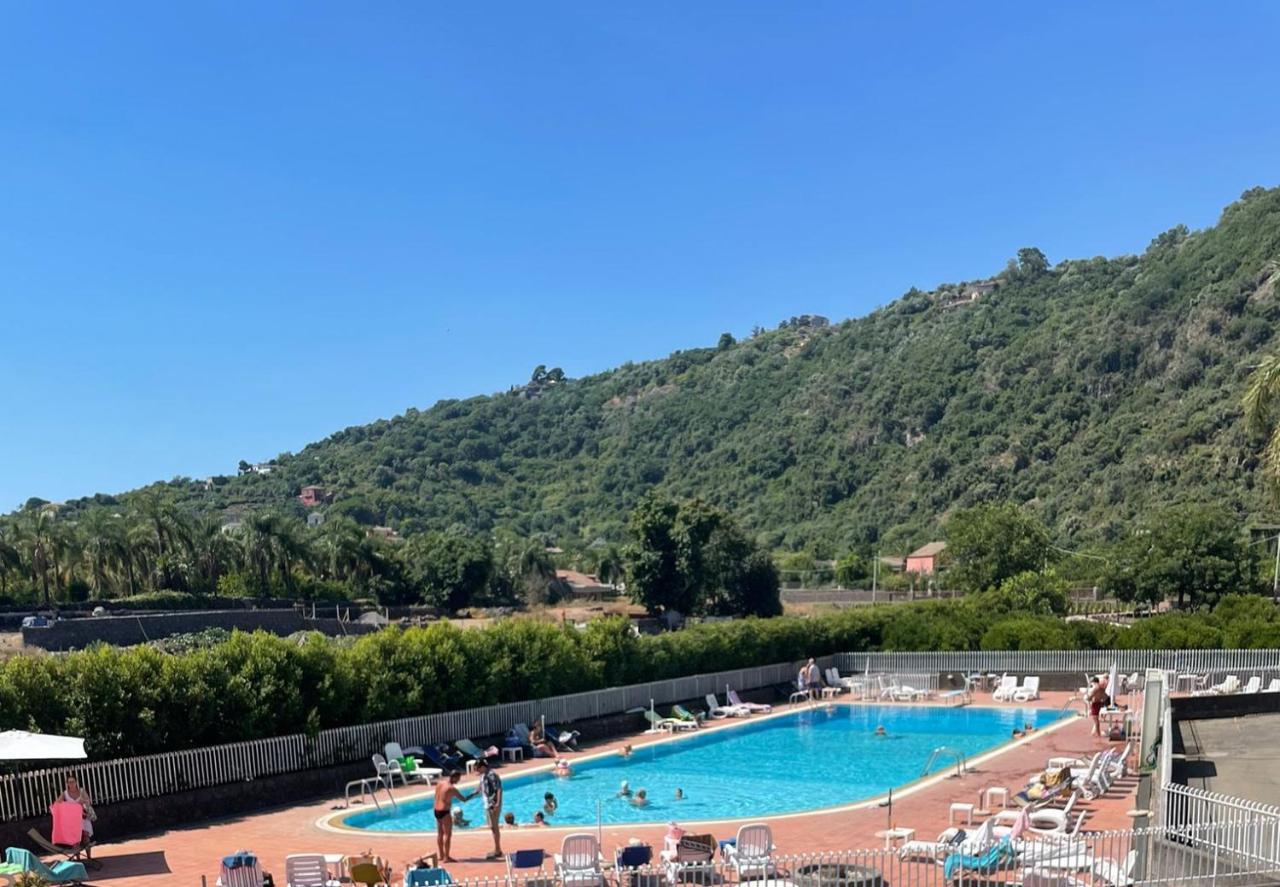 Tuttifrutti Holiday Acireale Eksteriør billede