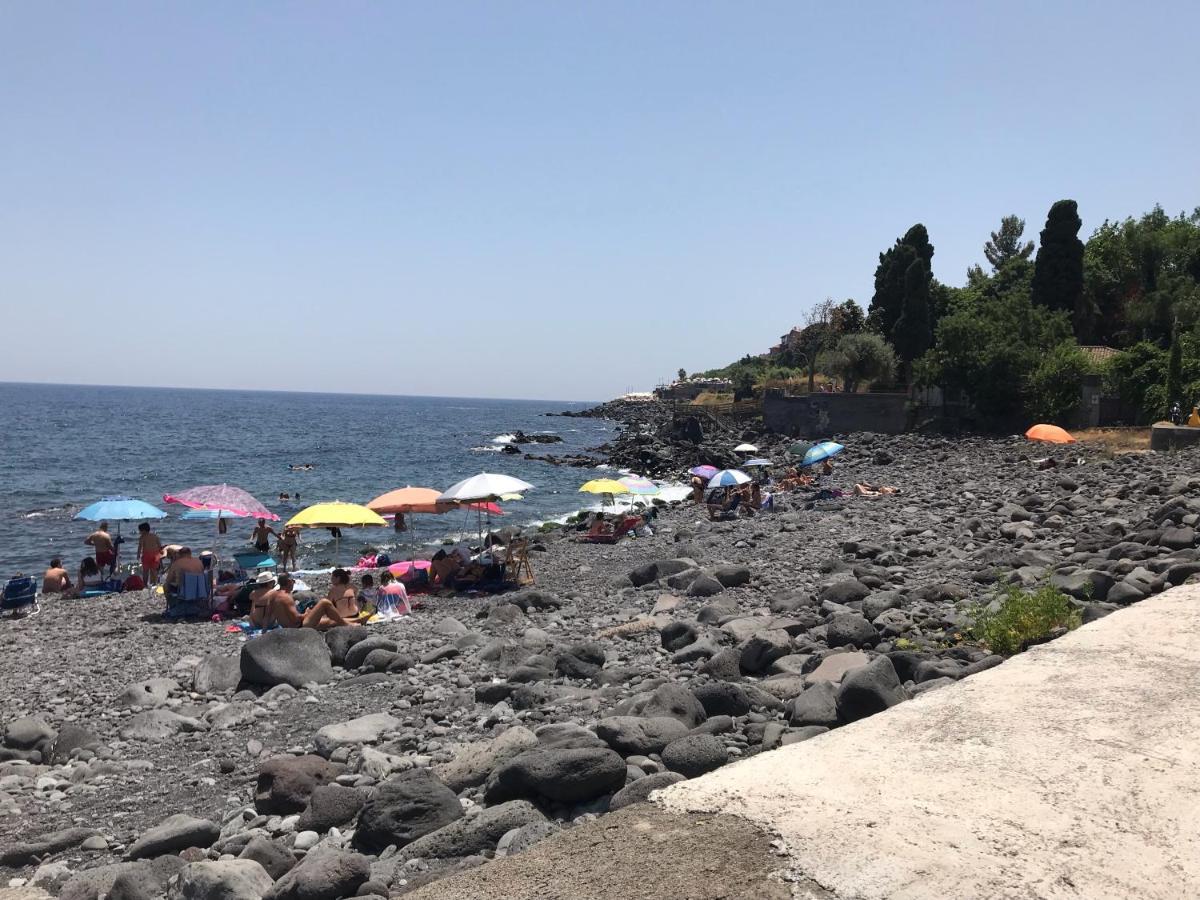 Tuttifrutti Holiday Acireale Eksteriør billede